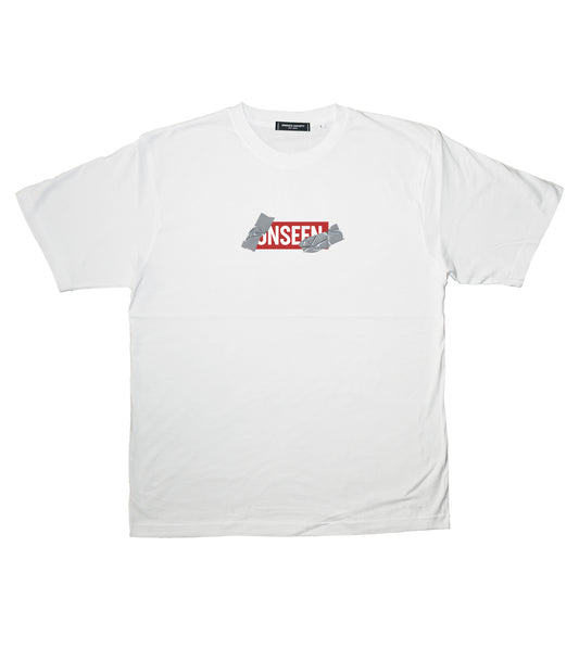Box logo tape tee